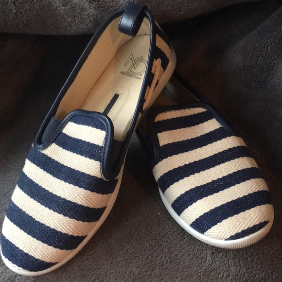 new directions Shoes - New Directions Nautical Flats EUC SZ 9